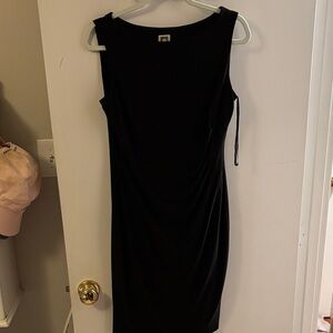 Anne Klein Elegant Black Sleeveless Dress